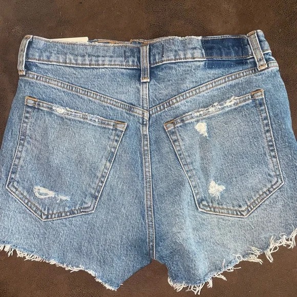 Abercrombie & Fitch Distressed Light Blue High-Rise Mom Jean Shorts - Picture 2 of 4